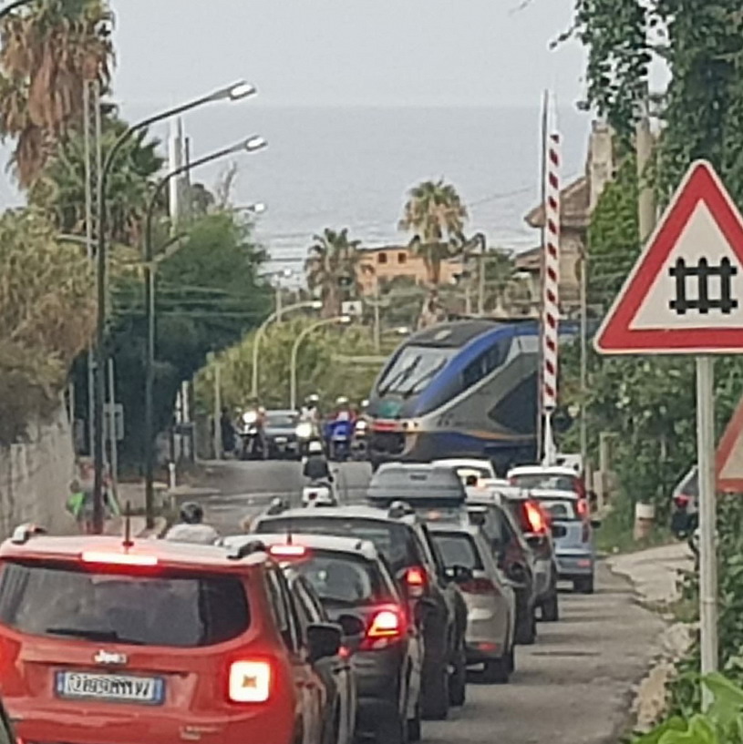 Guasto Al Passaggio A Livello Di Santa Domenica Tropeaedintorni It