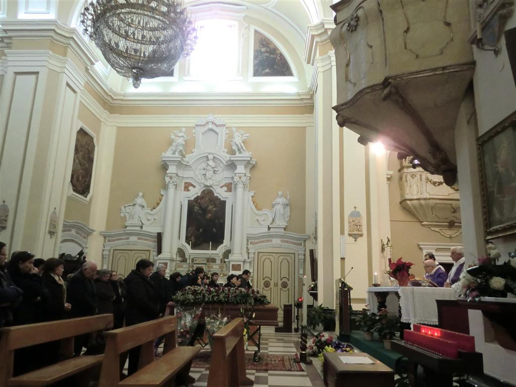 24 dicembre 2010 - Commossi funerali nella chiesa del Gesù.