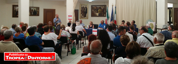 Presso la biblioteca comunale di Tropea è stato tenuto a battesimo il nuovo libro della giornalista Vittoria Saccà